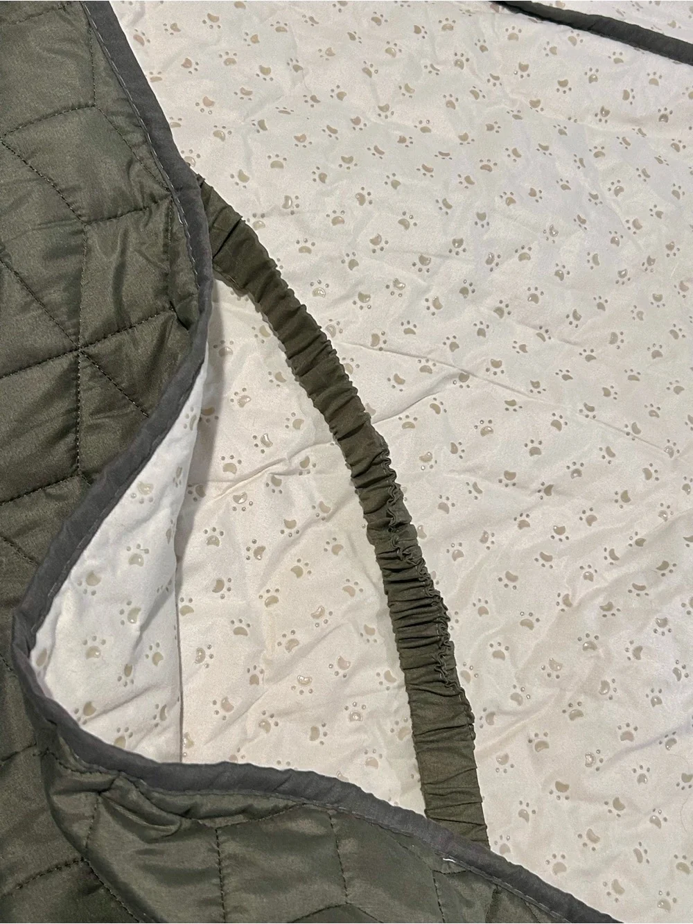 Quilted car seat cover for dogs Large